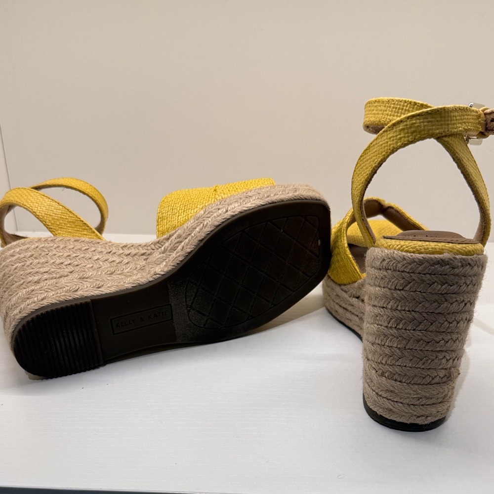Kelly & Katie Mustard Wedge Sandals - Picture 5 of 5